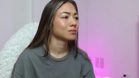 Snapshot of hantonella chatting on November 2025 01:17:02 PM Anto online show from November 2025 01:17:02 PM