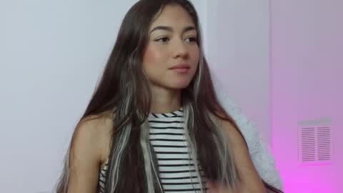 Snapshot of hantonella chatting on December 2025 03:17:01 PM Anto online show from December 2025 03:17:01 PM