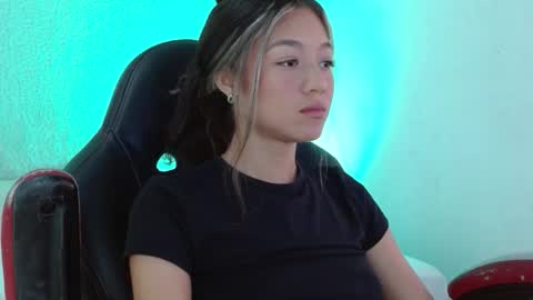 Snapshot of hantonella chatting on March 2026 01:40:02 PM Anto online show from March 2026 01:40:02 PM