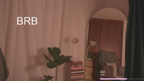 Mizi online show from April 2026 07:05:01 PM