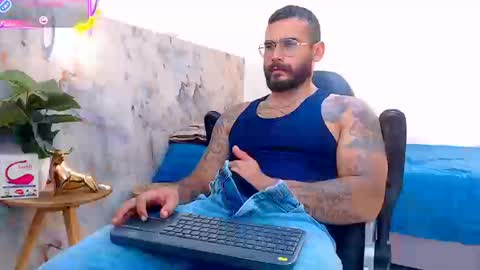 Snapshot of hanz_col chatting on September 2025 04:40:02 PM hanz_col online show from September 2025 04:40:02 PM