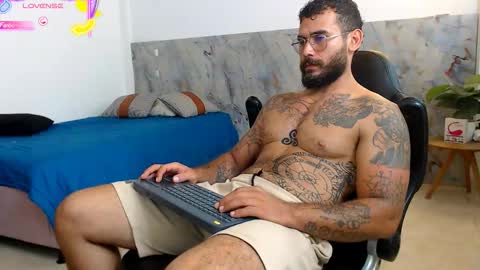 hanz_col online show from November 2025 02:12:01 AM