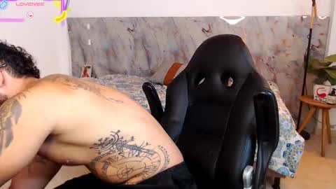 hanz_col online show from December 2025 11:48:01 AM