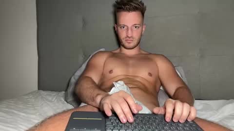 Snapshot of hanzlagerfelt chatting on September 2025 12:34:01 AM hanzlagerfelt online show from September 2025 12:34:01 AM