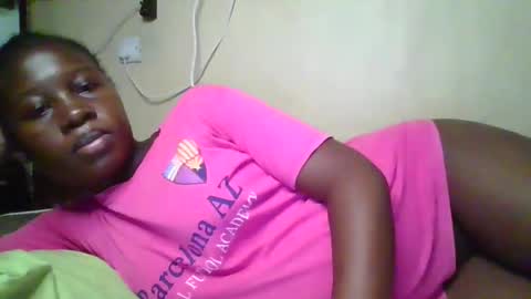 happy_dimple online show from October 2025 08:37:02 PM