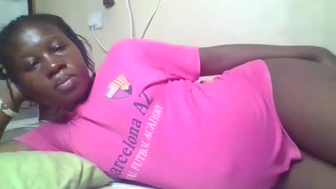 happy_dimple online show from December 2025 08:51:01 PM