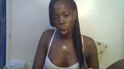 happy_kienyeji online show from November 2025 06:44:01 AM