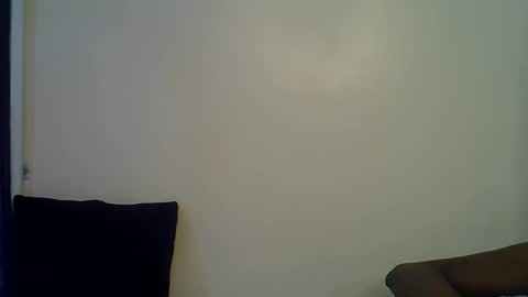 happy_kienyeji online show from November 2025 08:52:01 PM