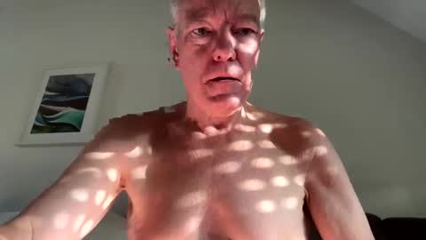 Harry online show from April 2026 06:05:02 AM