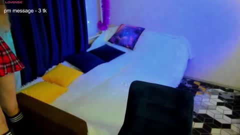 Stephanie online show from March 2025 08:14:02 PM