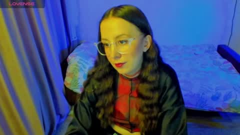 Stephanie online show from June 2026 05:25:01 PM