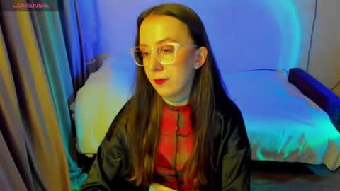Stephanie online show from June 2026 09:35:01 PM