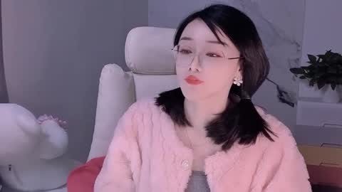 Snapshot of happysweetie168 chatting on January 2025 06:10:01 PM Daisy online show from January 2025 06:10:01 PM