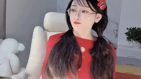 Snapshot of happysweetie168 chatting on February 2025 07:12:02 AM Daisy online show from February 2025 07:12:02 AM