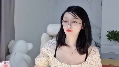 Snapshot of happysweetie168 chatting on March 2025 04:28:01 AM Daisy online show from March 2025 04:28:01 AM