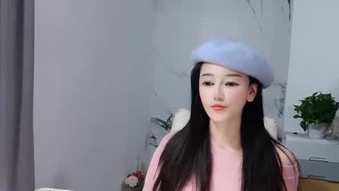 Snapshot of happysweetie168 chatting on December 2025 02:35:02 PM Daisy online show from December 2025 02:35:02 PM