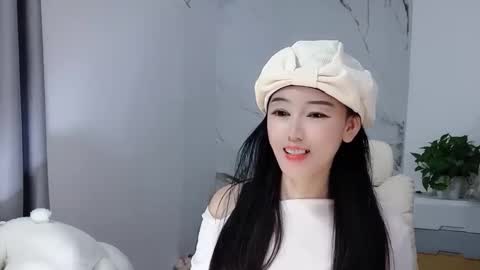 Snapshot of happysweetie168 chatting on January 2026 04:15:01 AM Daisy online show from January 2026 04:15:01 AM