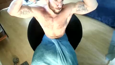 Leila online show from April 2026 08:34:02 PM