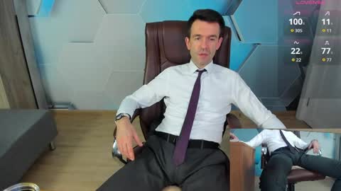 Steve online show from April 2026 04:00:01 AM