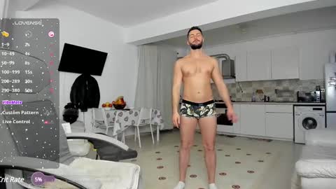 Snapshot of hard_chriss chatting on January 2025 06:01:02 AM Hard Cock online show from January 2025 06:01:02 AM