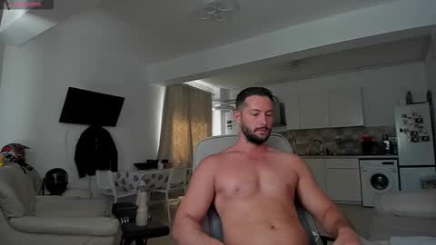 Snapshot of hard_chriss chatting on September 2025 08:14:02 AM Hard Cock online show from September 2025 08:14:02 AM