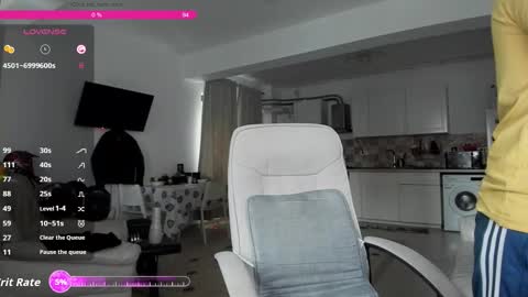 Snapshot of hard_chriss chatting on October 2025 08:44:02 AM Hard Cock online show from October 2025 08:44:02 AM