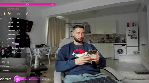 Snapshot of hard_chriss chatting on October 2025 07:11:01 AM Hard Cock online show from October 2025 07:11:01 AM