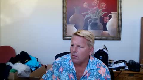 Snapshot of hardblondcouplehawaii chatting on June 2026 08:14:02 PM Steele and Cassie online show from June 2026 08:14:02 PM