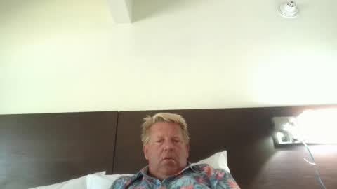 Snapshot of hardblondcouplehawaii chatting on June 2026 05:02:02 PM Steele and Cassie online show from June 2026 05:02:02 PM