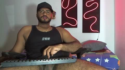hardboy_latin online show from February 2025 11:26:01 PM
