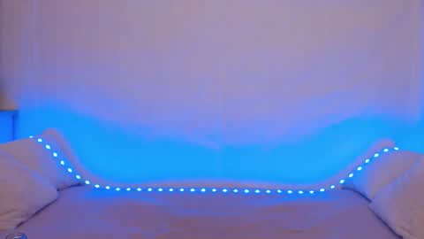 Emily online show from October 2025 11:03:02 PM