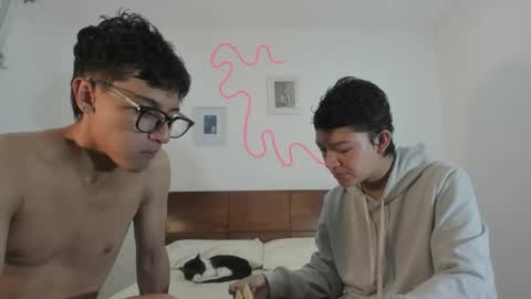 Snapshot of hardcoreheat_ind chatting on February 2026 11:24:02 PM kade and demi independent models online show from February 2026 11:24:02 PM