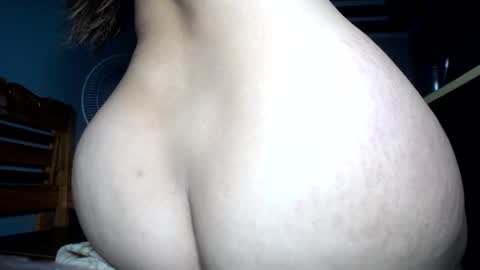 Snapshot of hardfucking_kelly chatting on December 2024 03:04:01 AM jessabelle online show from December 2024 03:04:01 AM