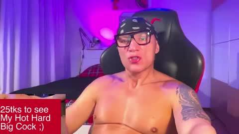 MATTSTEEL - ITALIAN STALLION online show from November 2025 11:25:01 AM