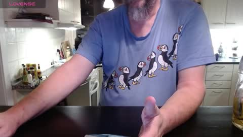 MrLazy online show from November 2025 05:42:01 PM