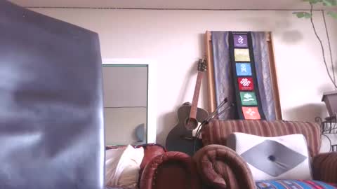 Snapshot of hardontstop chatting on December 2024 04:51:02 PM RockSolidStock online show from December 2024 04:51:02 PM