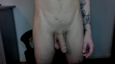 Liam online show from November 2025 12:21:02 AM