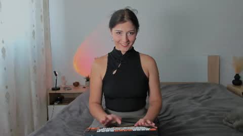 Sophia Haristinali online show from July 2026 08:41:01 AM