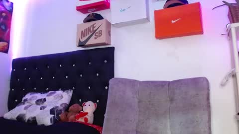 Snapshot of harley_quinnn111 chatting on February 2025 07:31:02 PM harley_quinnn111 online show from February 2025 07:31:02 PM