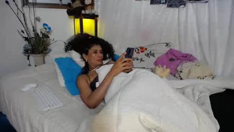 Snapshot of harley_quinns1 chatting on February 2025 10:11:02 PM harley_quinns1 online show from February 2025 10:11:02 PM