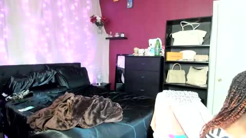 Harmonie Marquise online show from December 2024 10:01:01 PM