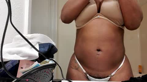 Harmonie Marquise online show from March 2025 08:21:01 PM