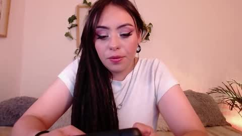 Harmony    Please help me to reach 100 thumbs up online show from March 2025 01:04:02 AM