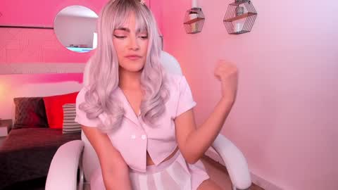 Harper  online show from February 2025 11:11:01 PM