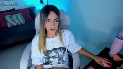 Harper  online show from September 2025 09:26:01 PM