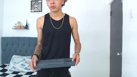 Snapshot of harry_jhonsonn chatting on May 2026 12:29:01 AM Harry online show from May 2026 12:29:01 AM