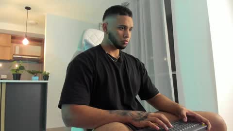 Harry Zandes online show from December 2024 04:16:02 AM