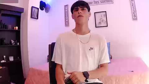 harry thomson online show from September 2025 05:01:02 PM