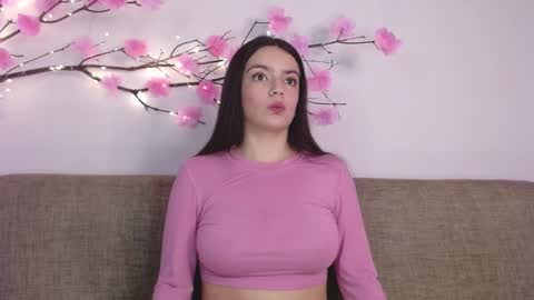     online show from January 2025 01:59:01 PM