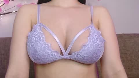     online show from January 2025 08:24:01 PM